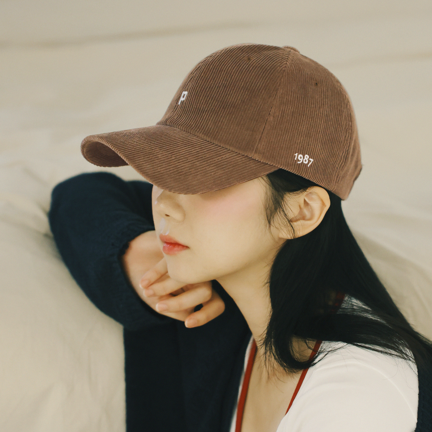 국내생산 알파벳 자수 골덴 볼캡 남자 야구모자 여자 가을 겨울 코듀로이 캡모자 - 상품 이미지