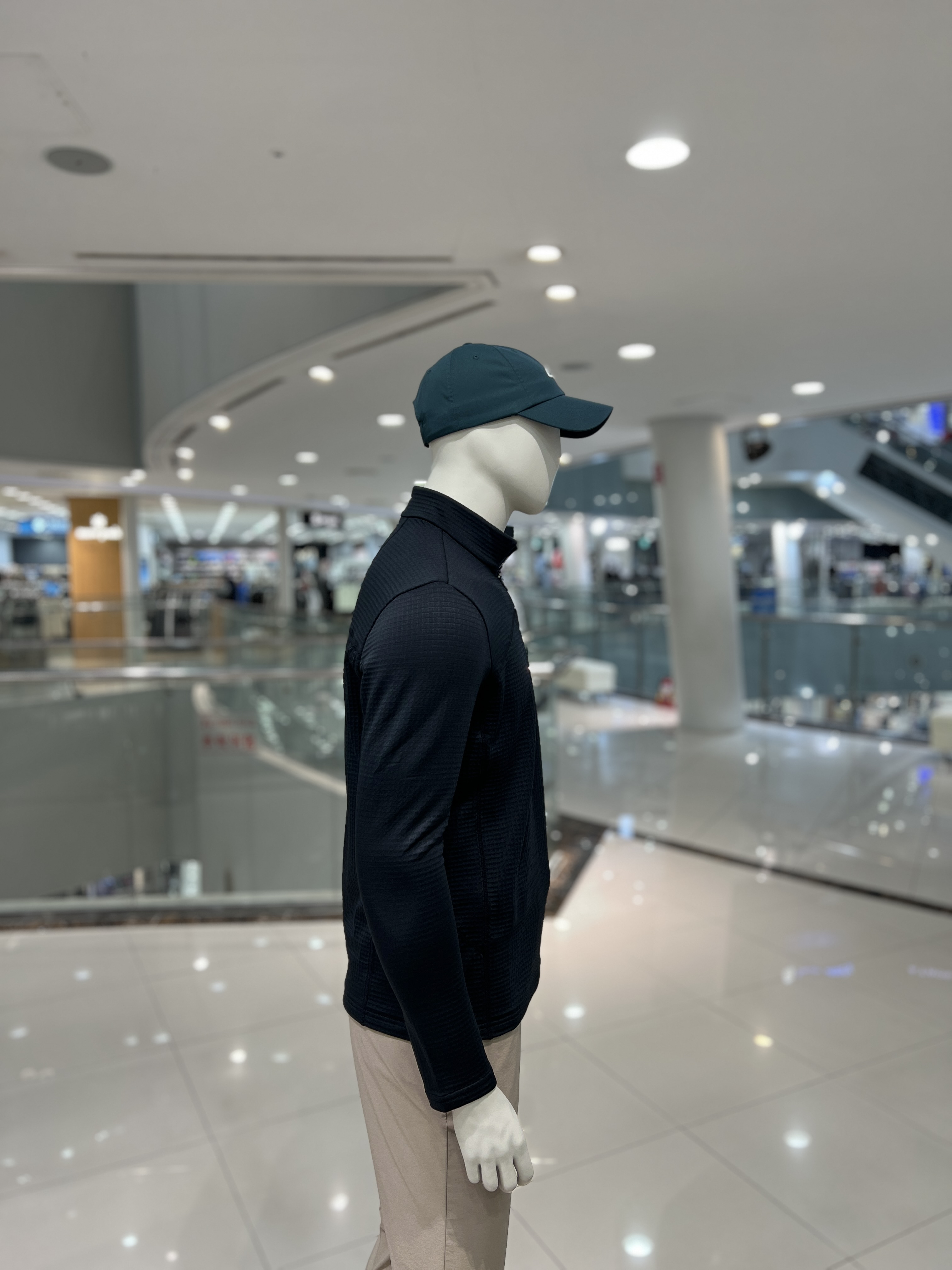 아이더 남성 가을 간절기 등산 그리드 긴팔 짚업 티셔츠 헤리티지 MU24231 - 상세 이미지 2