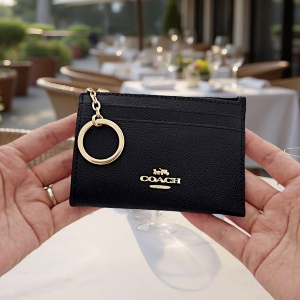코치 미니 스키니 ID케이스 88250 여성 카드지갑 키링 키홀더 블랙