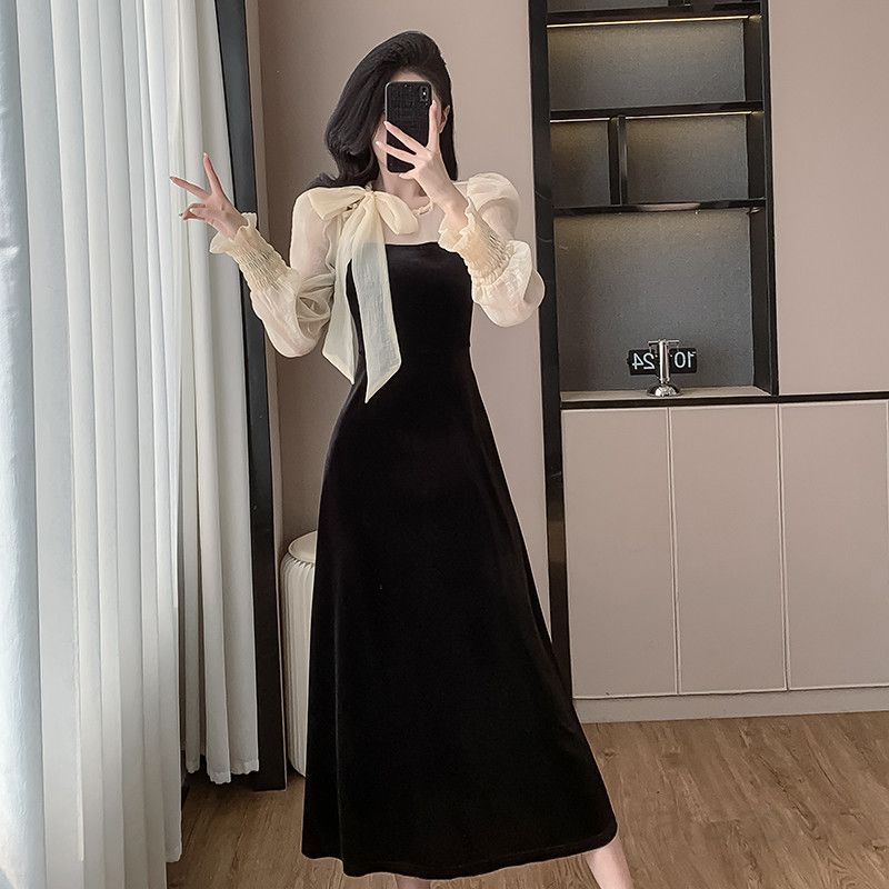 여성 긴팔 벨벳 드레스 가을 슬림핏 A라인 롱원피스 진주 리본 디테일 하객룩 파티룩 엘레강스 스타일링 매력적인 디자인 - 상세 이미지 3