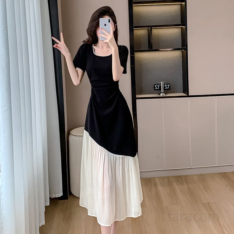 여성 여름 롱 드레스 프렌치 스퀘어 칼라 플리츠 허리 메시 스플라이싱 시원하고 우아한 휴양지룩 바캉스원피스 데일리룩 - 상세 이미지 4