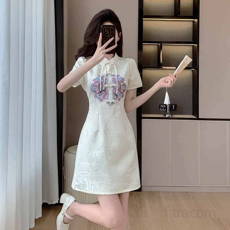 중국풍 자수 개량 치파오 드레스 여름 파티복 슬림핏 원피스 전통 스타일 여성 촬영용 공연복 결혼식 피로연 의상 - 상세 이미지 2