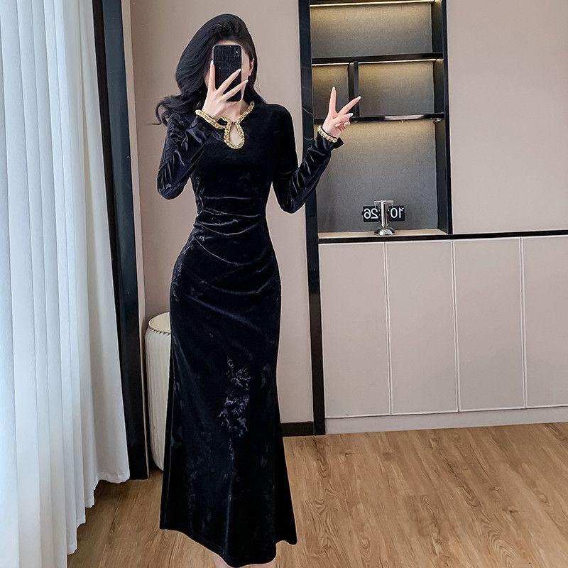 슬림핏 벨벳 롱 피쉬테일 가을 여성 머메이드 스타일 파티 드레스 우아한 실루엣 데일리 및 연말 모임용 고급스러운 디자인 - 상세 이미지 2