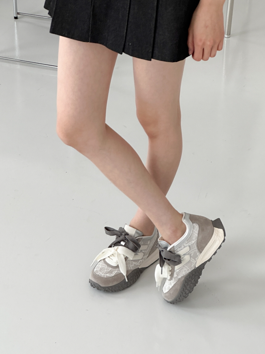 키높이 그레이 가죽 여성 스니커즈 6cm - 상세 이미지 5