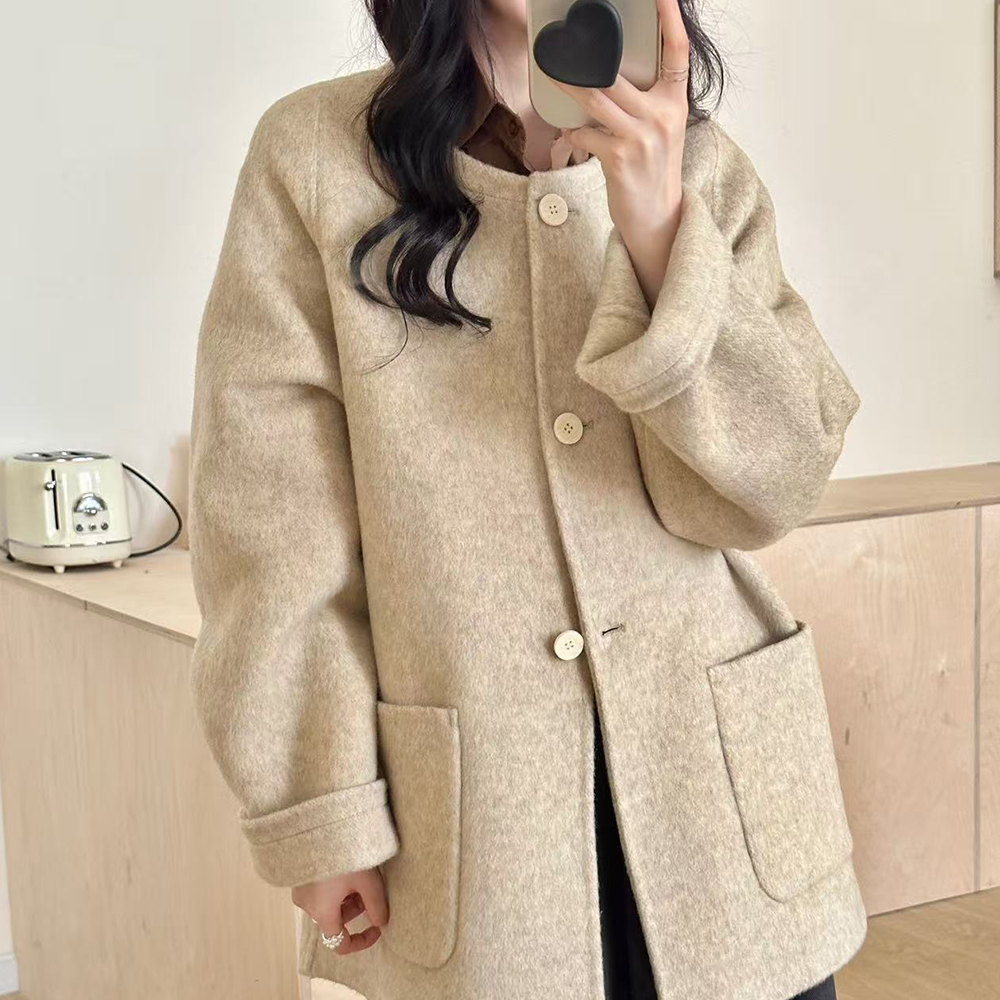 여성 핸드메이드 울100 베이지 노카라 숏코트 겨울 간절기 아우터 모직코트 - 메인 이미지