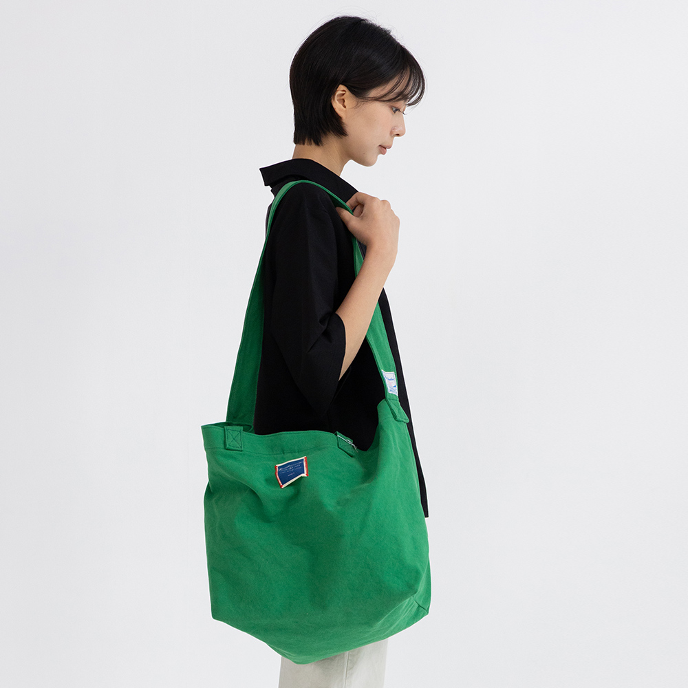 캔버스 크로스 바디 with 후지킨바이 Canvas Cross Body with FUJI KINBAI - 상세 이미지 4