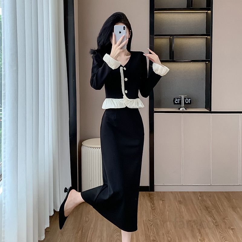 여성 봄 V넥 러플 롱원피스 스위트한 스타일 데일리룩 여름 바캉스 휴양지룩으로 추천 시원하고 편안한 착용감 - 메인 이미지