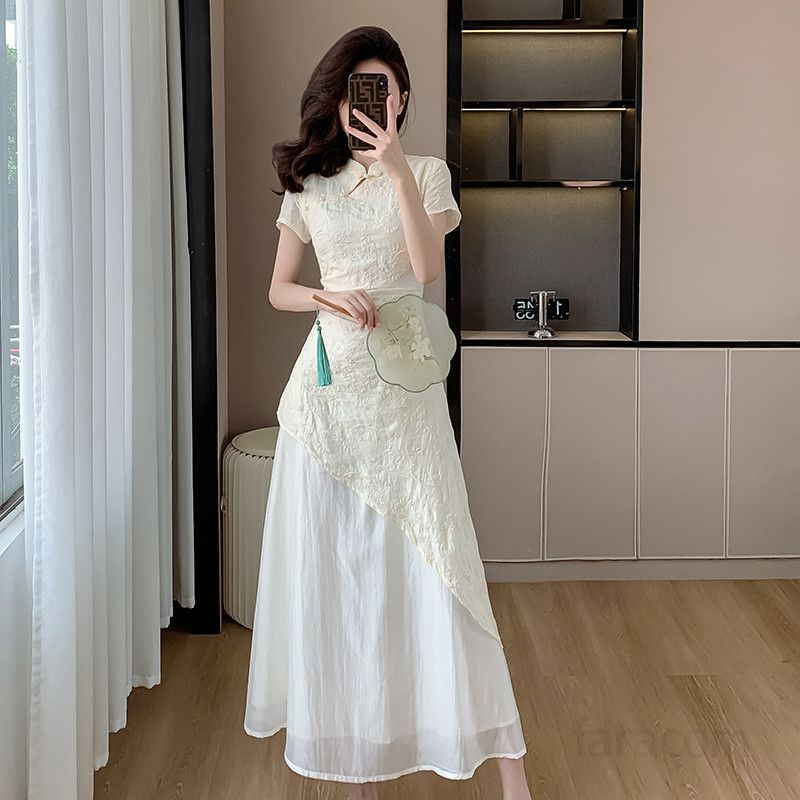 여름 여성 여름롱원피스 살구색 부드러운 자수 드레스 시원한 착용감 바캉스룩 데일리룩 외출용 신선한 스타일 매력적인 디자인 - 상세 이미지 4