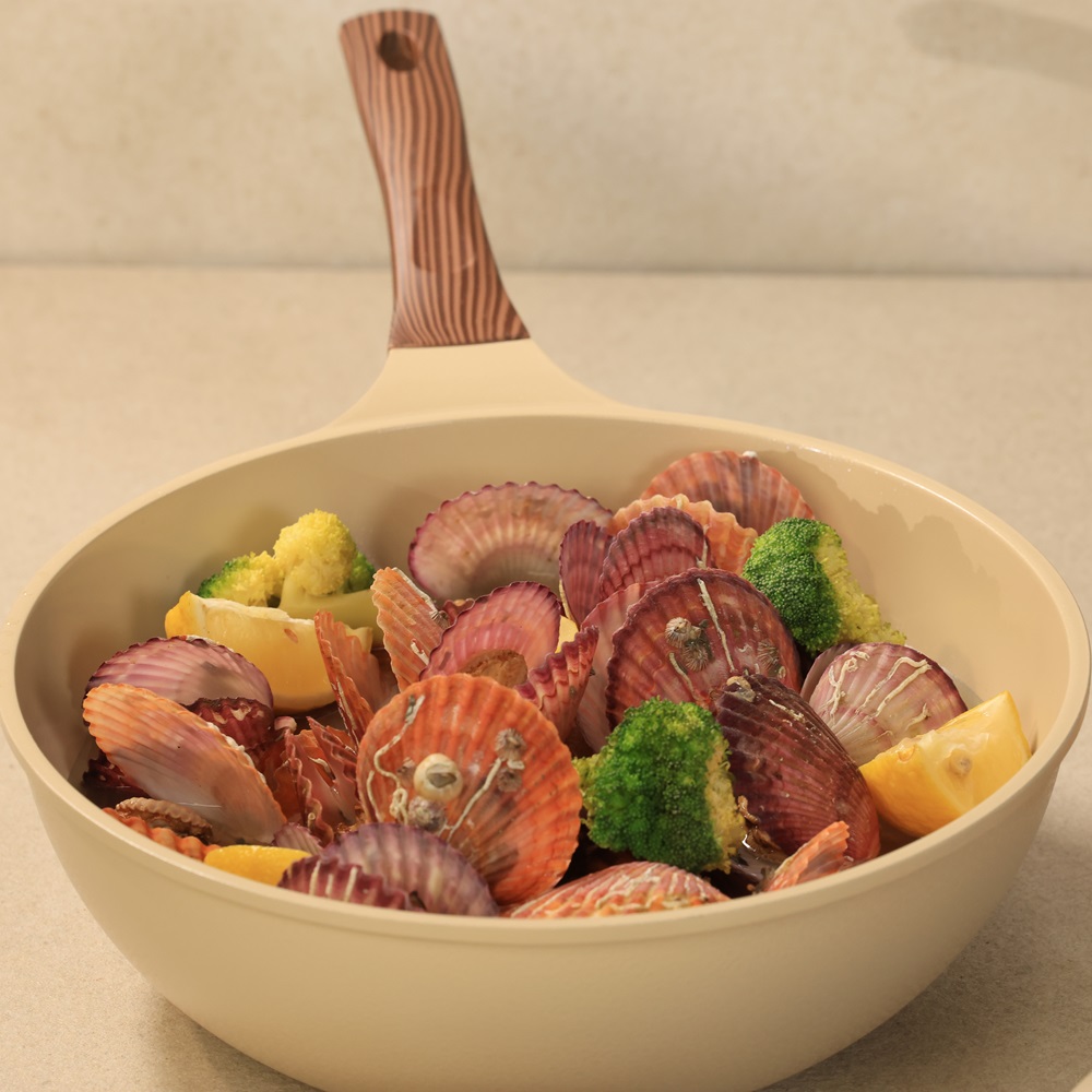 코첼라 루나 인덕션 세라믹 코팅 주물 프라이팬 궁중팬 28cm 웍 볶음팬