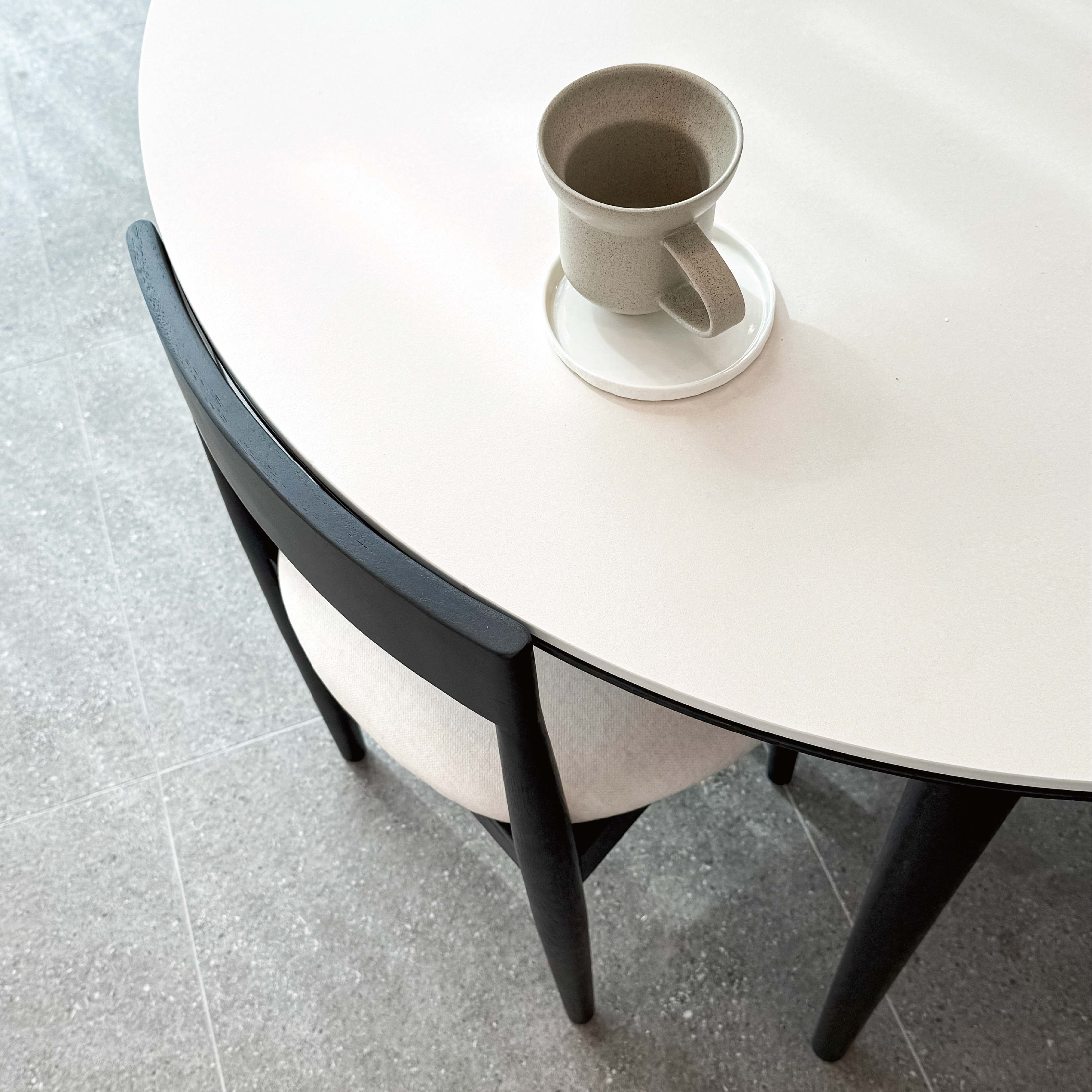 라프 플랫 블랙테이블 원형테이블 4인 세라믹식탁 단품/세트 1100