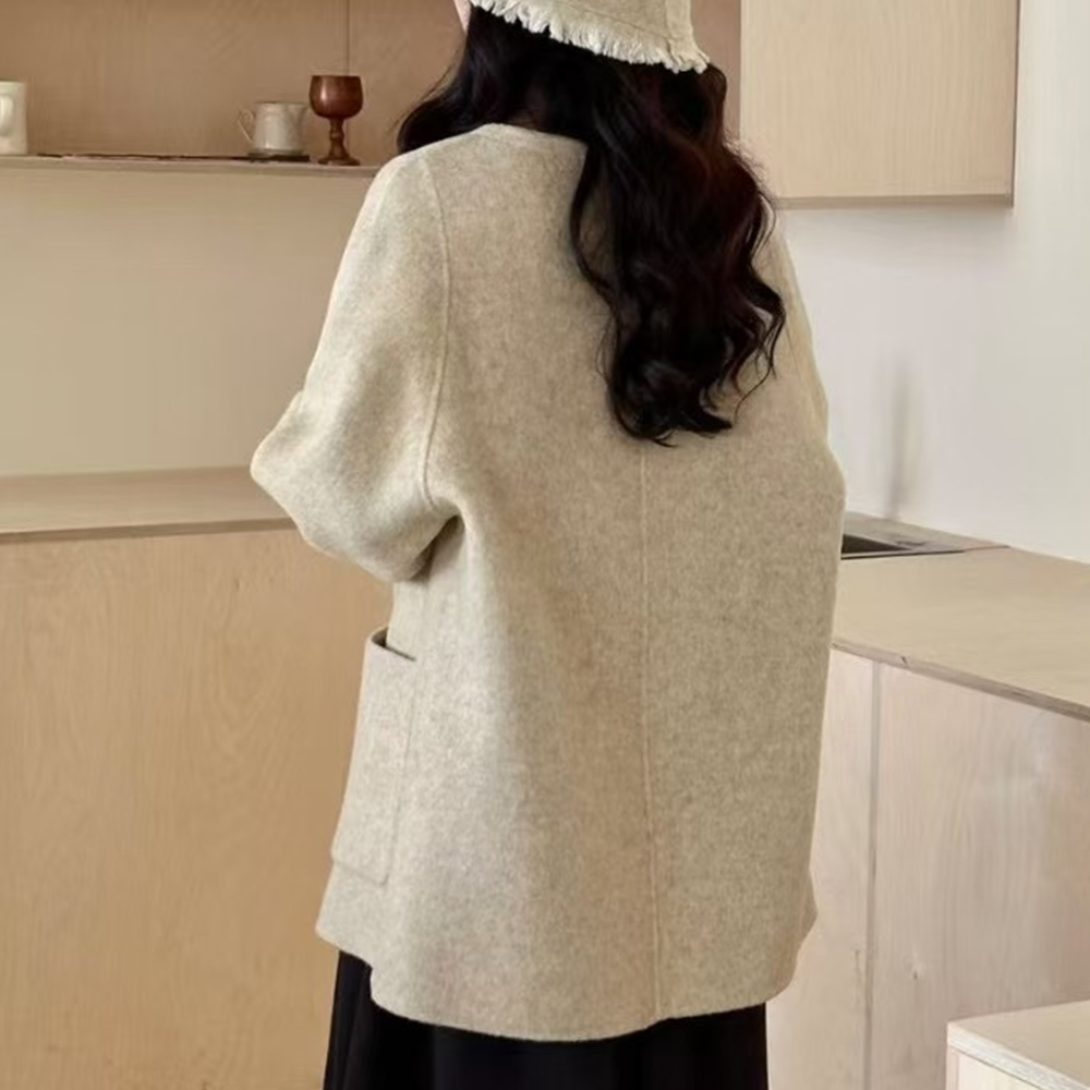 여성 핸드메이드 울100 베이지 노카라 숏코트 겨울 간절기 아우터 모직코트 - 상세 이미지 3