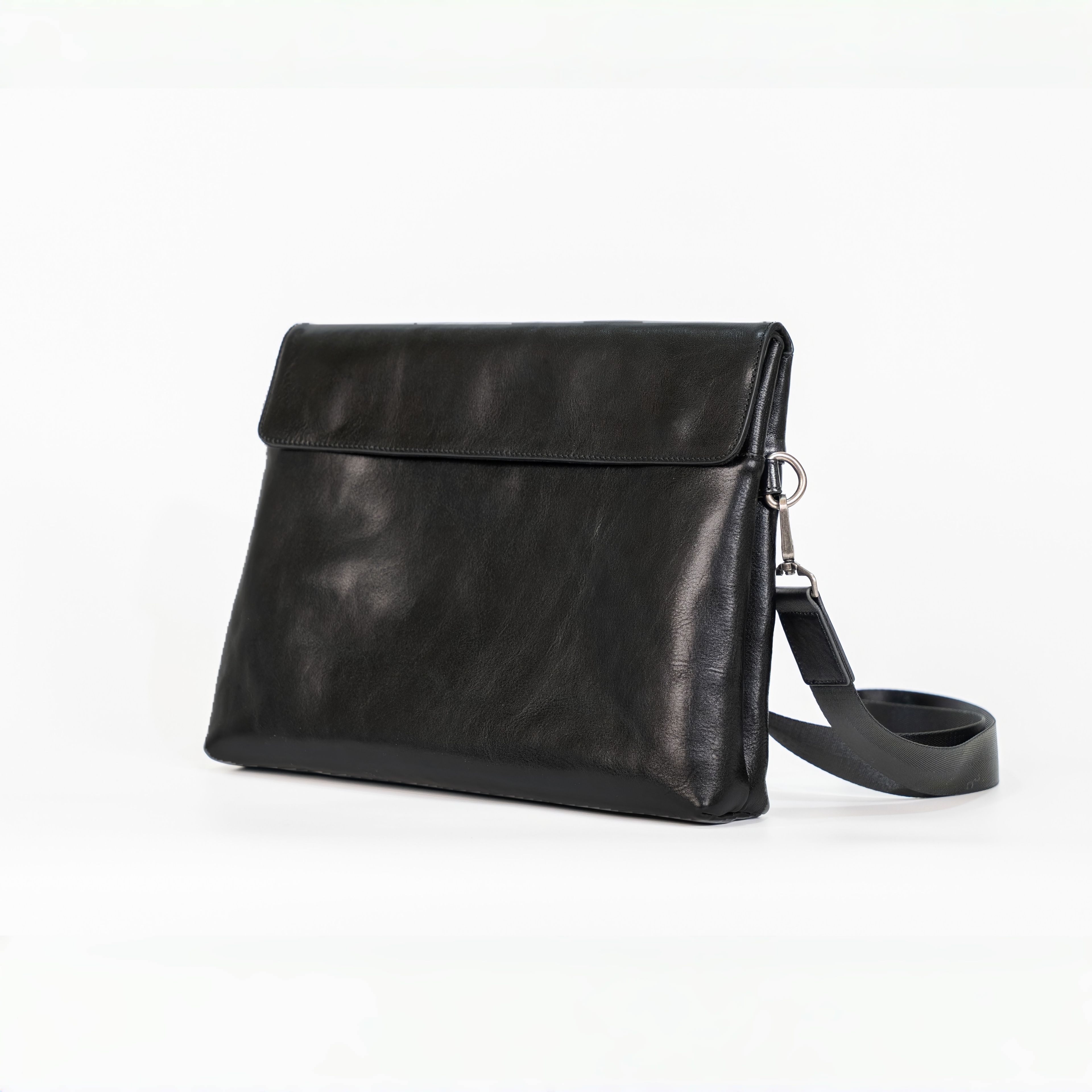 이므 옆으로매는 서류가방 여행용 학생 남자선물 출근 데일리 숄더백