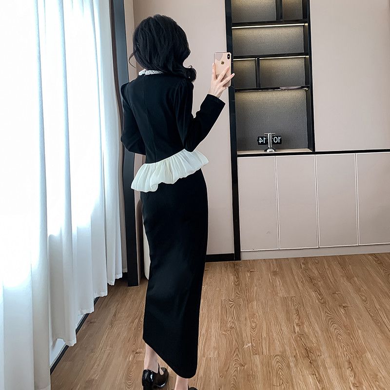여성 블랙 진주 러플 긴팔 투피스 셋업 오피스룩 하객룩 라운드넥 스커트세트 봄 스타일 모던한 디자인 데일리룩 - 상세 이미지 5
