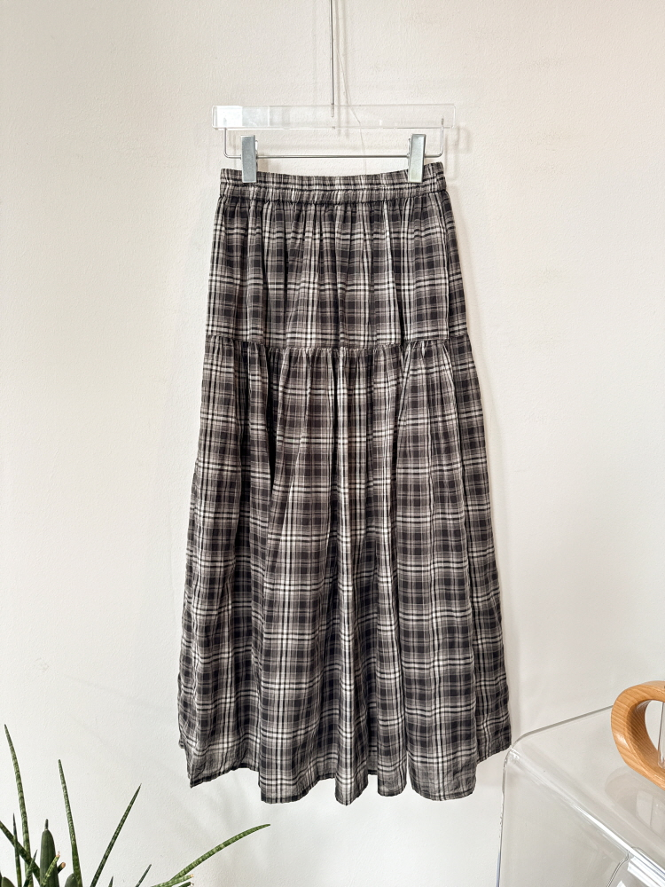 체크 프릴 플레어 밴딩 아사면 롱 스커트