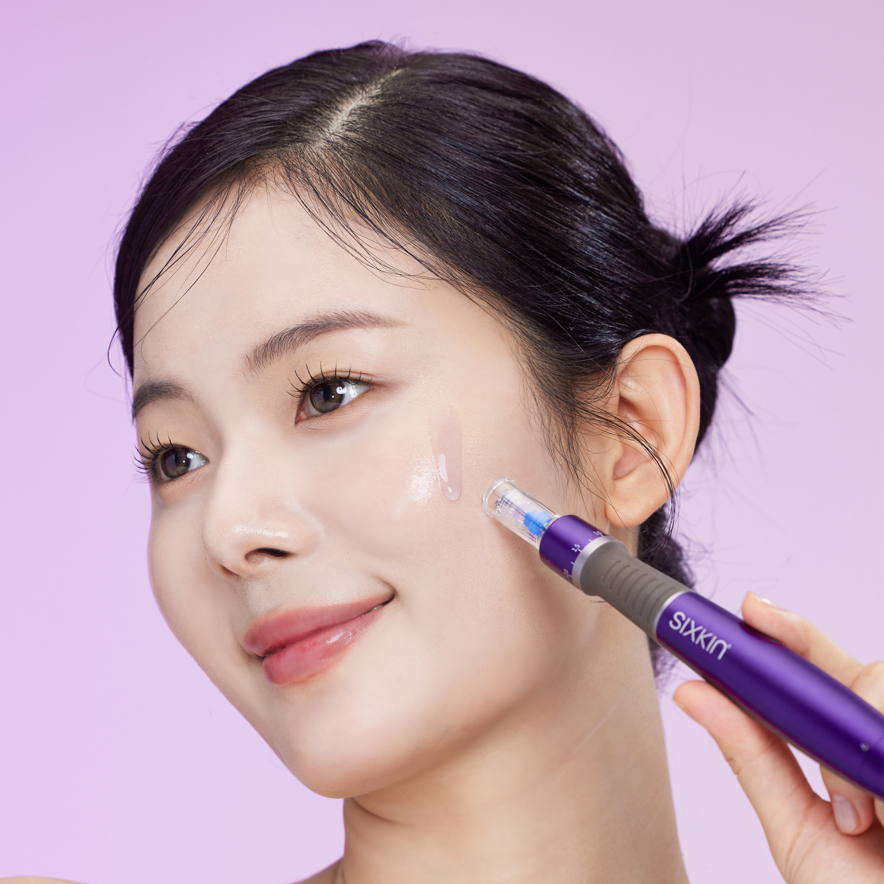 식스킨 타이트샷 (약국제품) 모공 여드름흉터 피부결 화잘먹 오토 MTS 디바이스 상세 이미지 1