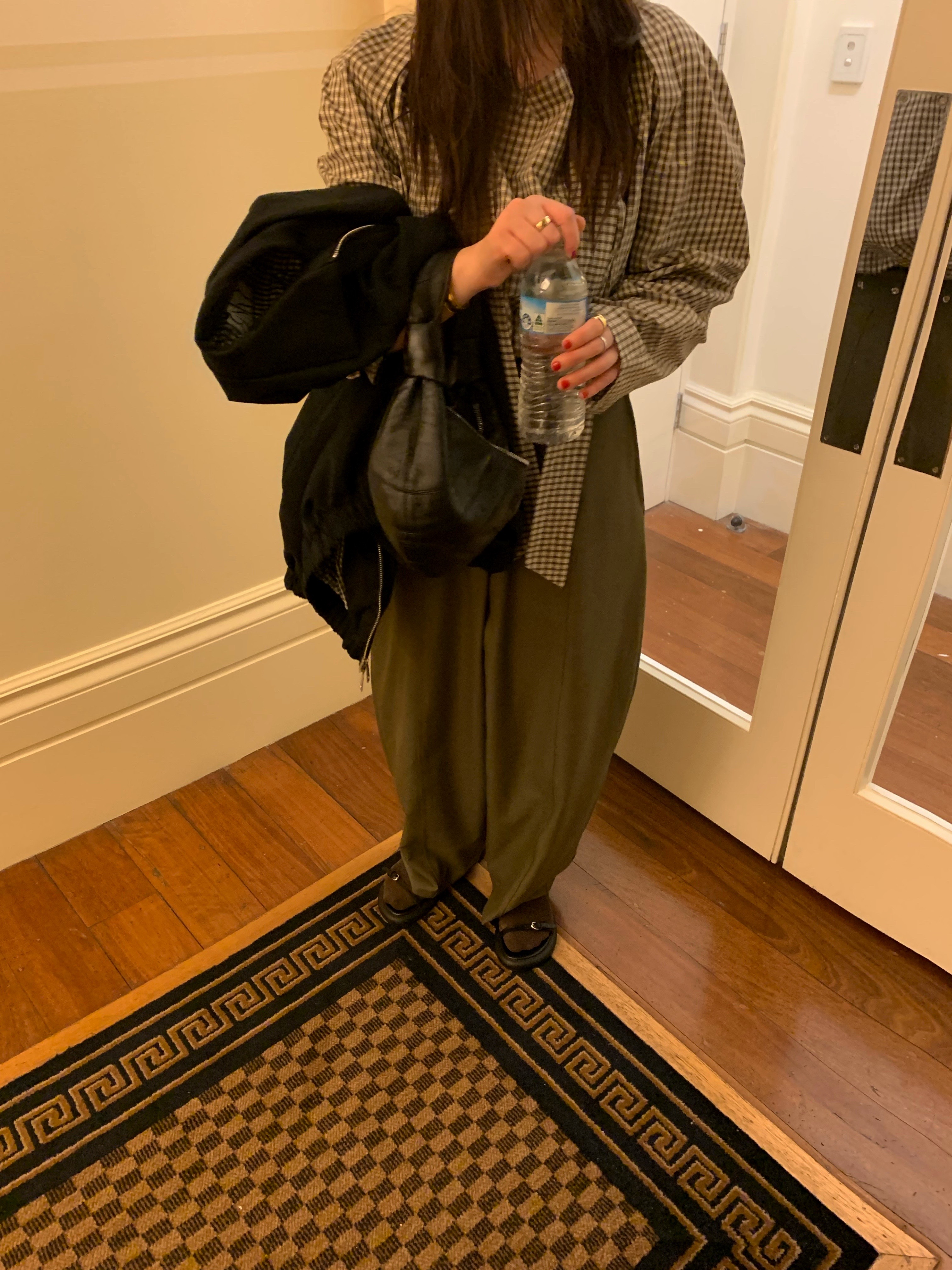 [마지막수량/당일발송] 바스켓 맥코이 팬츠 절개 와이드 커브 울 스판 슬랙스 (2c) - 상세 이미지 5