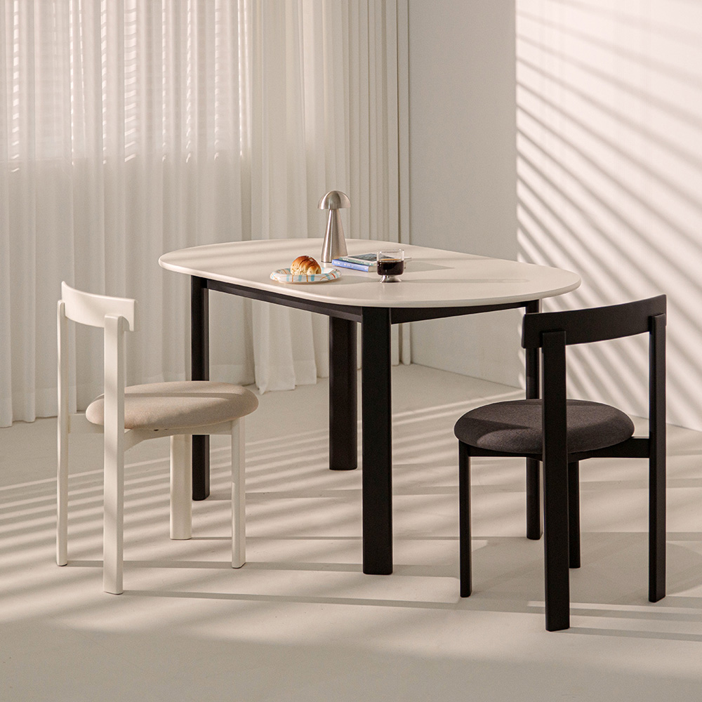 베크 원목 고무나무 식탁의자 인테리어 기능성 패브릭 카페의자