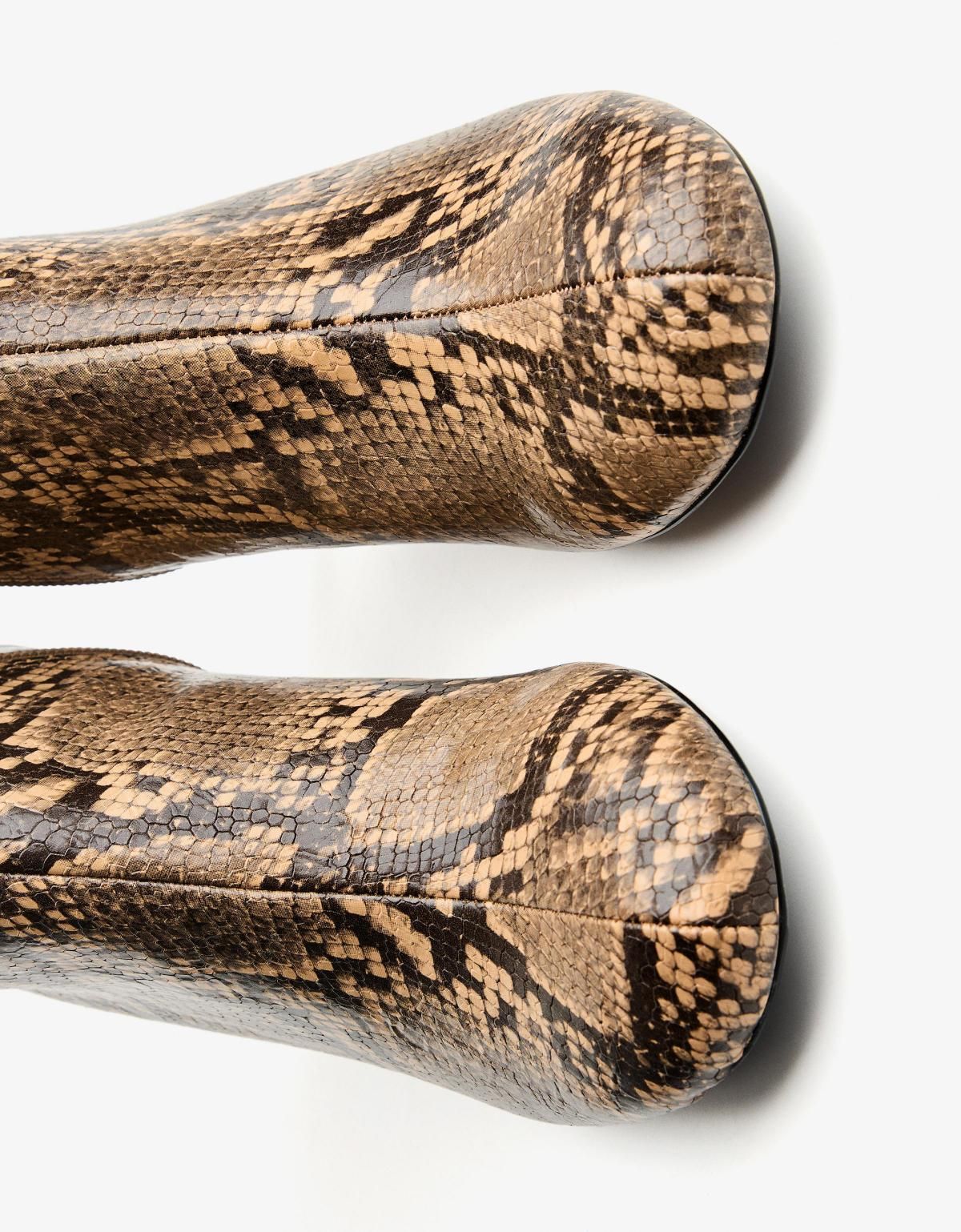 버쉬카 스네이크 패턴 하이힐 앵클부츠 1117/664 ANIMAL PRINT - 상세 이미지 3