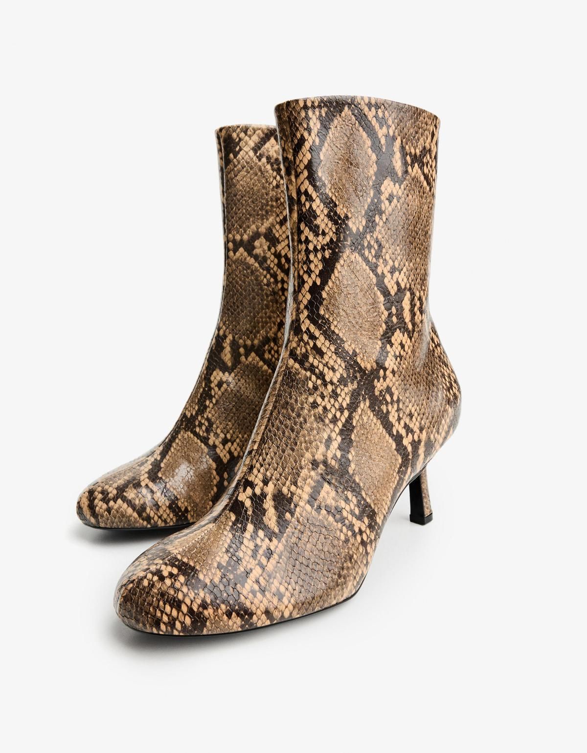 버쉬카 스네이크 패턴 하이힐 앵클부츠 1117/664 ANIMAL PRINT - 상세 이미지 4