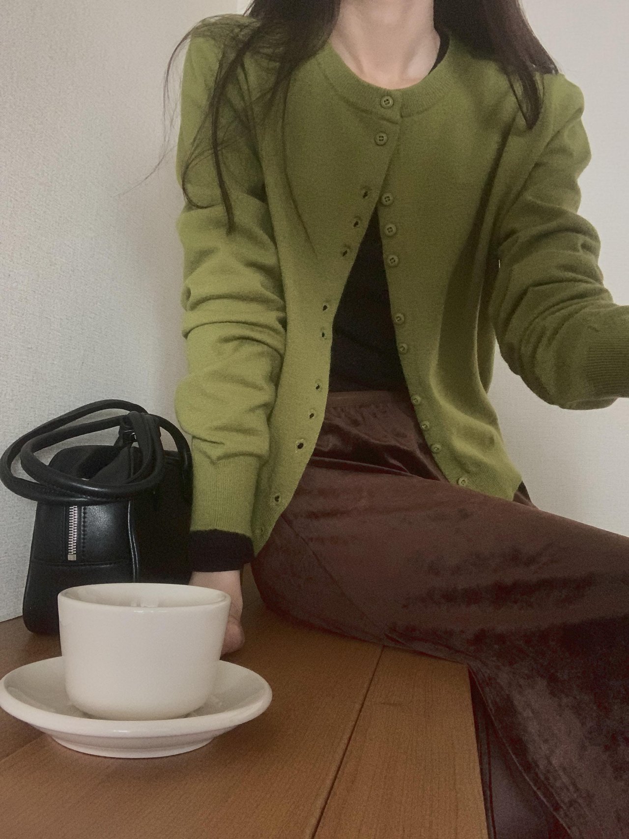 컬러팝 데일리 라운드 가디건 | 여성 베이직 니트 가디건 기본 컬러 긴팔 간절기 환절기 - 상세 이미지 2