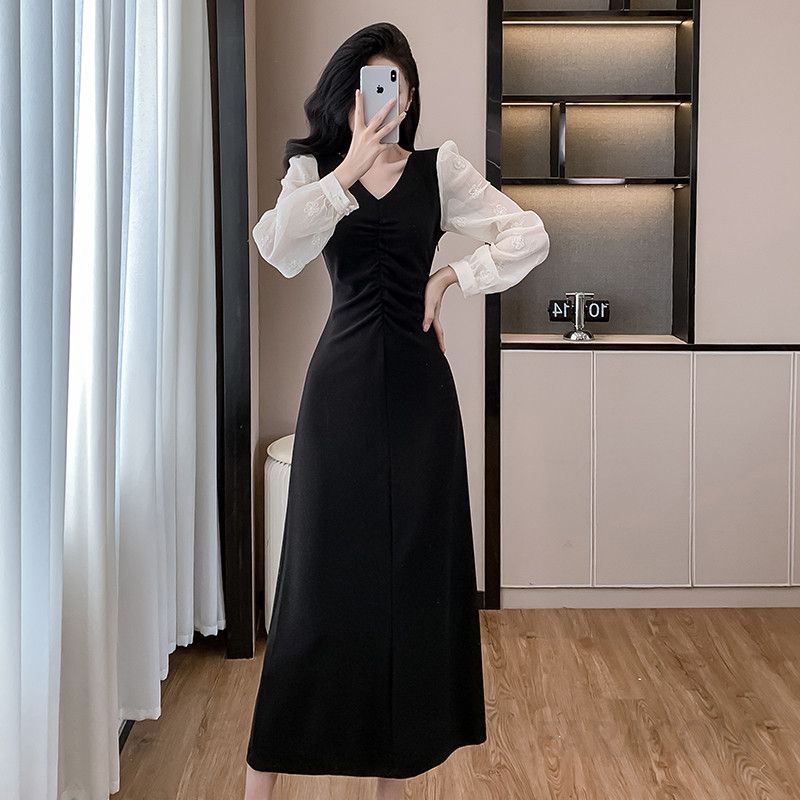 가을 V넥 플리츠 슬리밍 롱드레스 여성 데일리 심플한 디자인 하객룩 스타일링 외출용 편안한 착용감