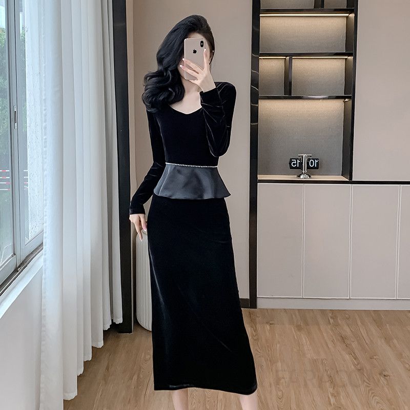 벨벳 슬림 긴팔 드레스 여성용 파티 촬영용 러플 스퀘어 칼라 엘레강스 스타일 결혼식 피로연 연주복 고급스러운 디자인 - 상세 이미지 5