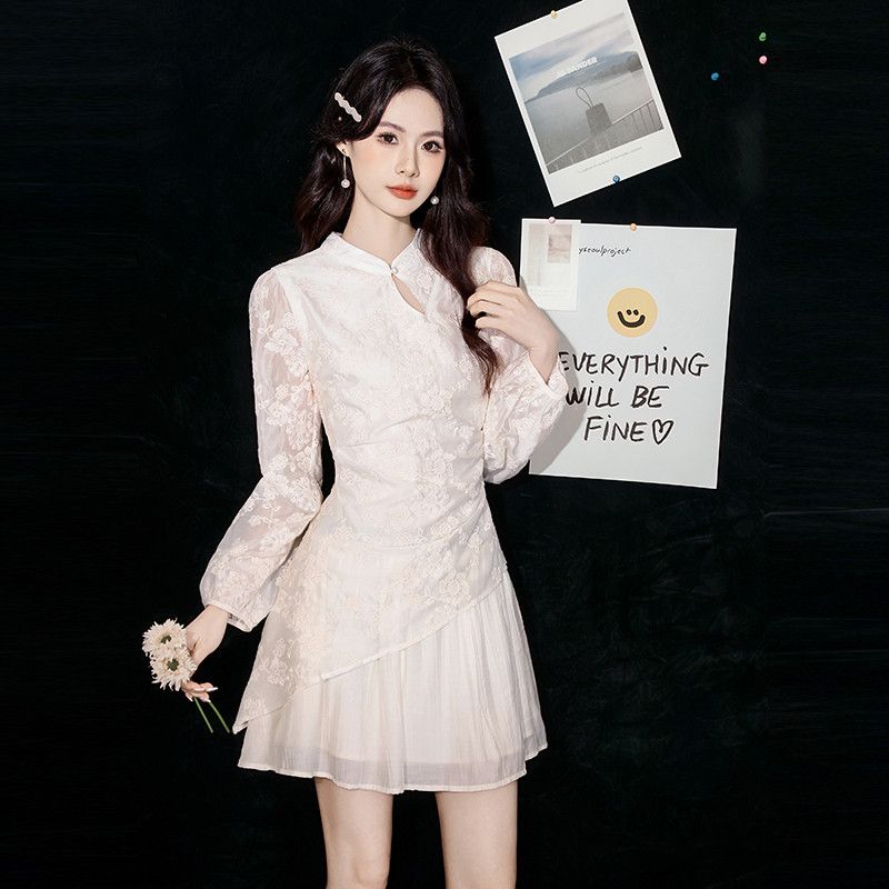 스퀘어넥 자수 미니드레스 빈티지 스타일 파티용 드레스 여성스러운 디자인 데일리룩 외출용 가을 패션 아이템 - 상세 이미지 2