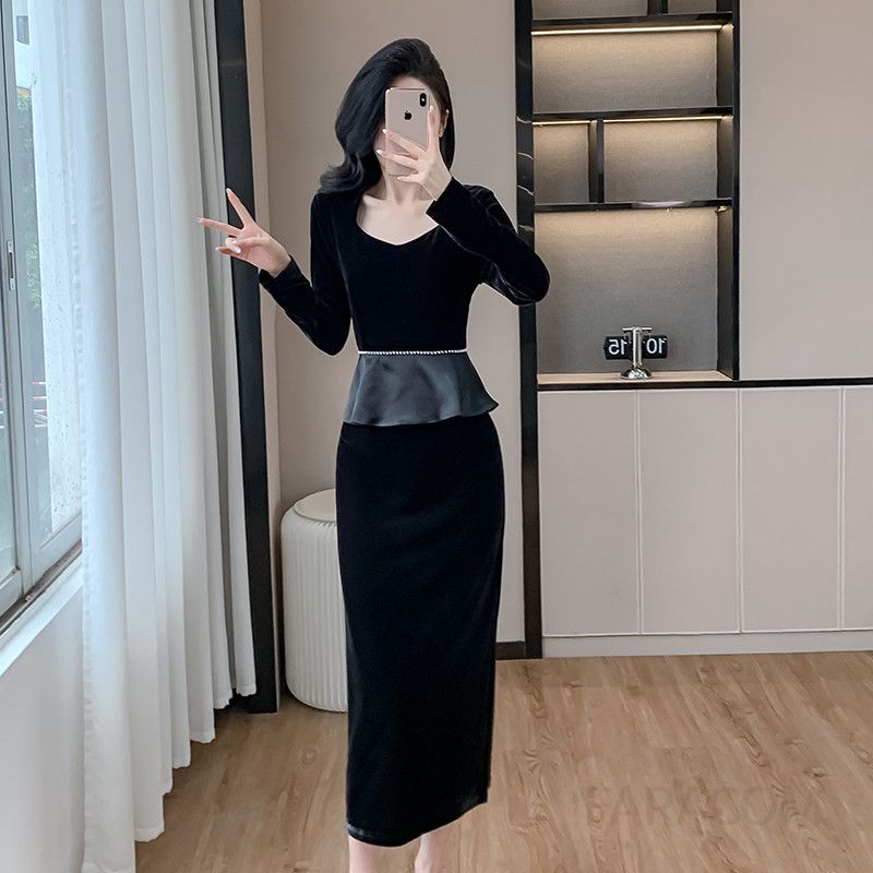 벨벳 슬림 긴팔 드레스 여성용 파티 촬영용 러플 스퀘어 칼라 엘레강스 스타일 결혼식 피로연 연주복 고급스러운 디자인 - 상품 이미지