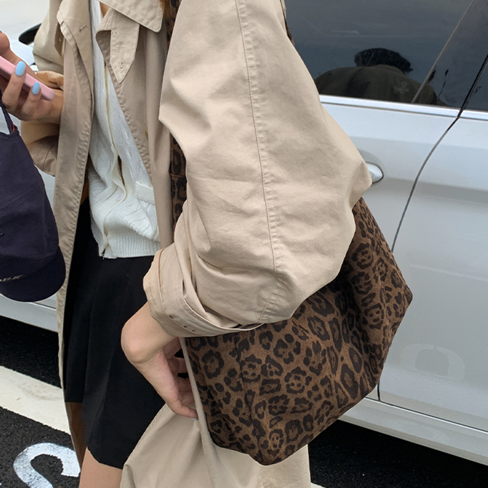 비에스한스 레오파드 연예인 호피 에코백 - 상세 이미지 2