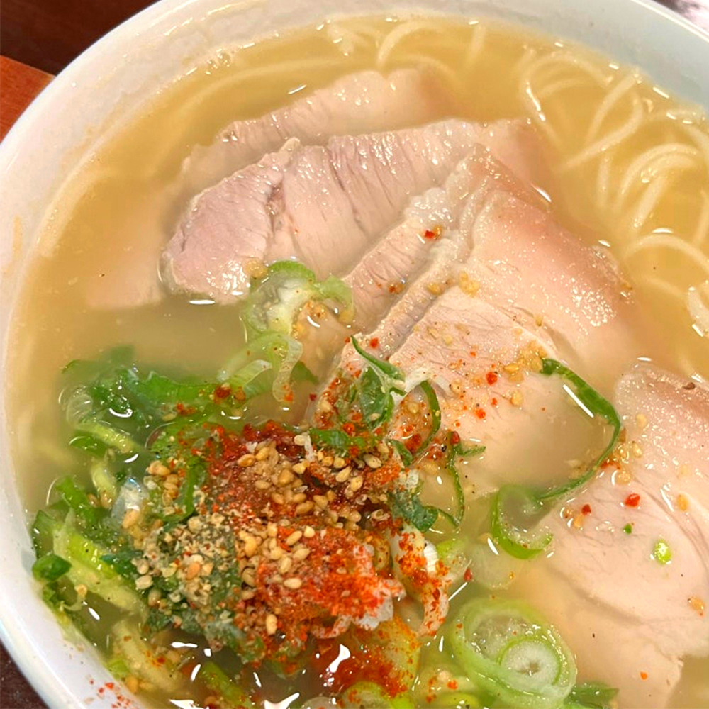 [제주식]진짜 남다른 국물맛 제주돼지국밥 1인분 / 고기국수 겸용 진한육수 맛 해와바다