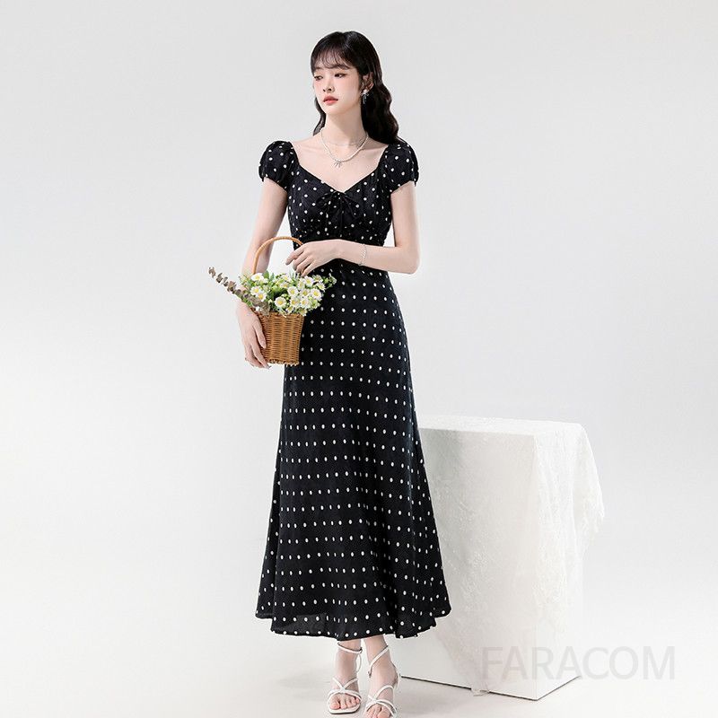여름 여성 새틴 롱드레스 슬림핏 폴카 도트 패턴 스타일리쉬한 바캉스룩 휴양지원피스 고급스러운 디자인 시원한 착용감 데일리 원피스