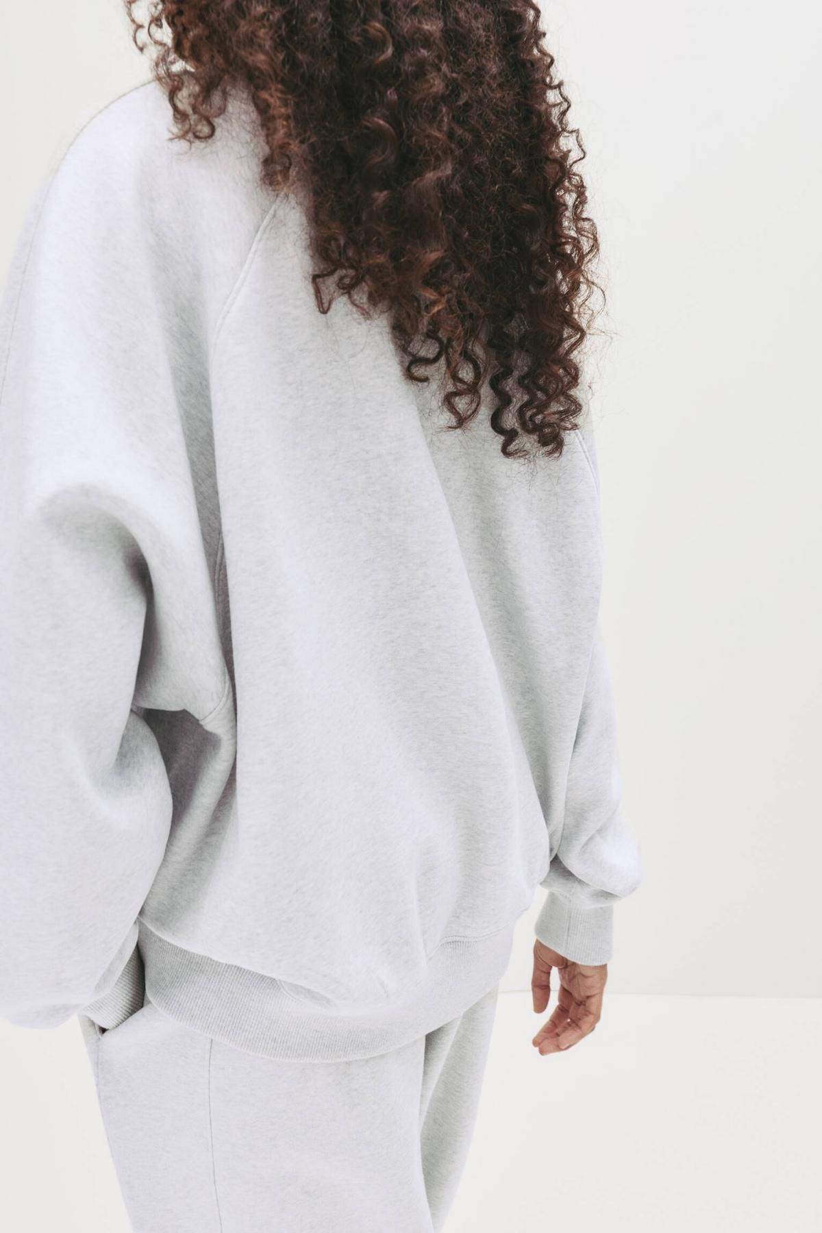 풀앤베어 오버핏 라운드넥 코튼블렌드 스웨트셔츠 7560/306 GREY MARL - 상세 이미지 4