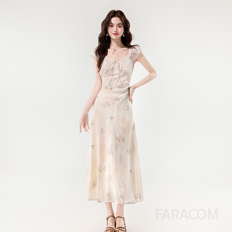 여름 프렌치 스타일 V넥 레이스 슬림 롱 원피스 여성 비치웨어 바캉스룩 민소매 드레스 시원한 착용감 여행룩 - 상세 이미지 5