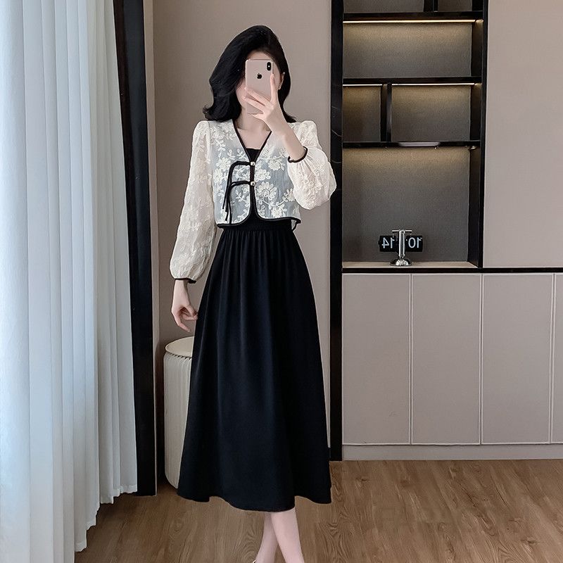 여성 슬림 롱 투피스 셋업 가을 여성정장세트 자수 디테일 하객룩 상견례 원피스 스타일링 촬영용 세련된 디자인 - 상세 이미지 4