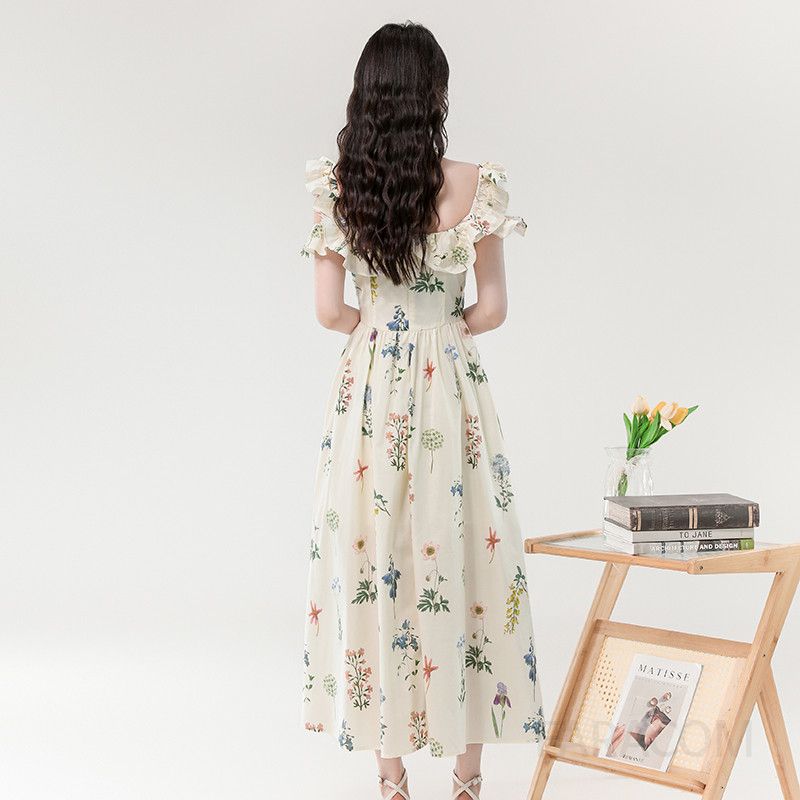 여성 여름 플로럴 롱원피스 스퀘어넥 연꽃잎 소매 슬림핏 바캉스룩 휴양지룩 시원한 착용감 데일리 스타일링 가능한 쉬폰 드레스 - 상세 이미지 5