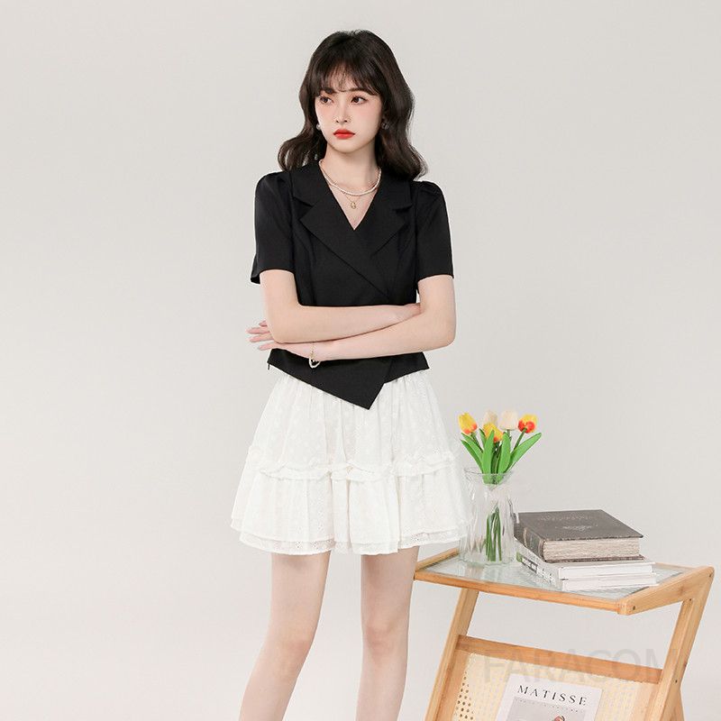 여성 여름 정장 투피스세트 반팔 자켓 화이트 레이스 스커트 컬리지 스타일 오피스룩 데일리 하객룩 캐주얼 코디용 시원한 착용감 모던한 디자인 - 상세 이미지 5