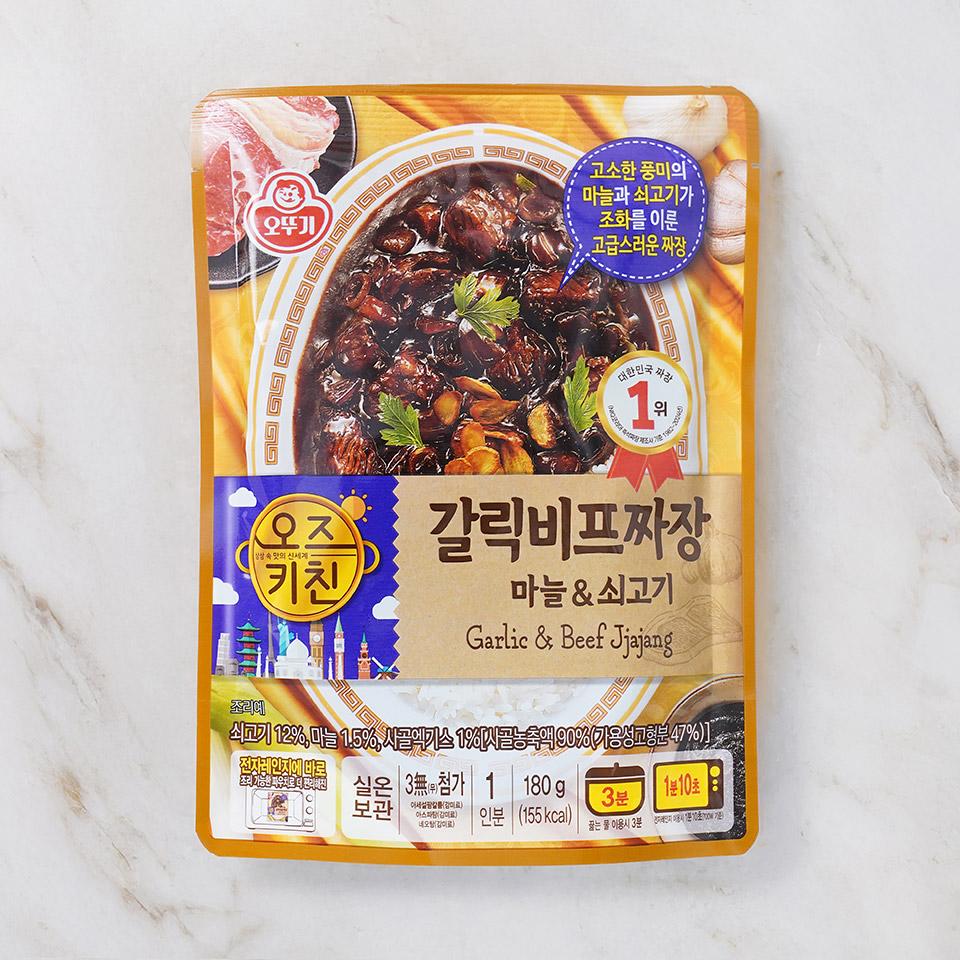 메가마트 오뚜기 오즈키친 갈릭비프짜장 180g - 상품 이미지