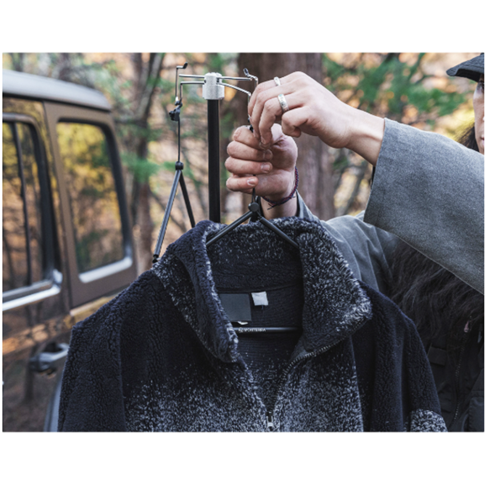 몬테라 옷걸이 휴대용 접이식 캠핑 옷걸이 2P