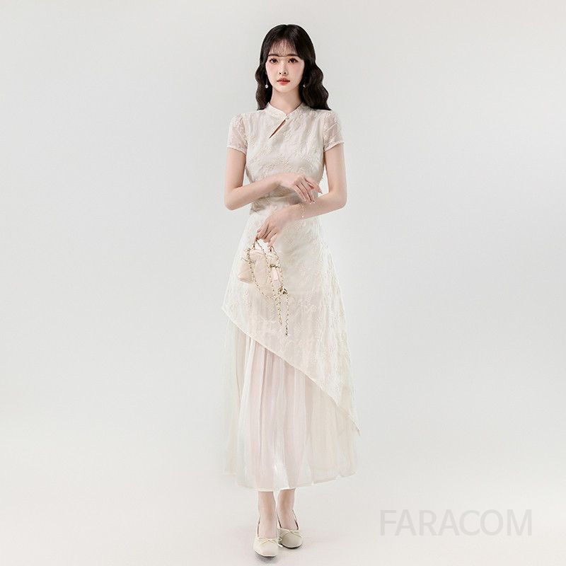 여름 여성 롱드레스 부드럽고 우아한 자수 디테일 살구색 불규칙 디자인 바캉스룩 휴양지룩 여성스러운 스타일의 여름원피스 - 상세 이미지 4
