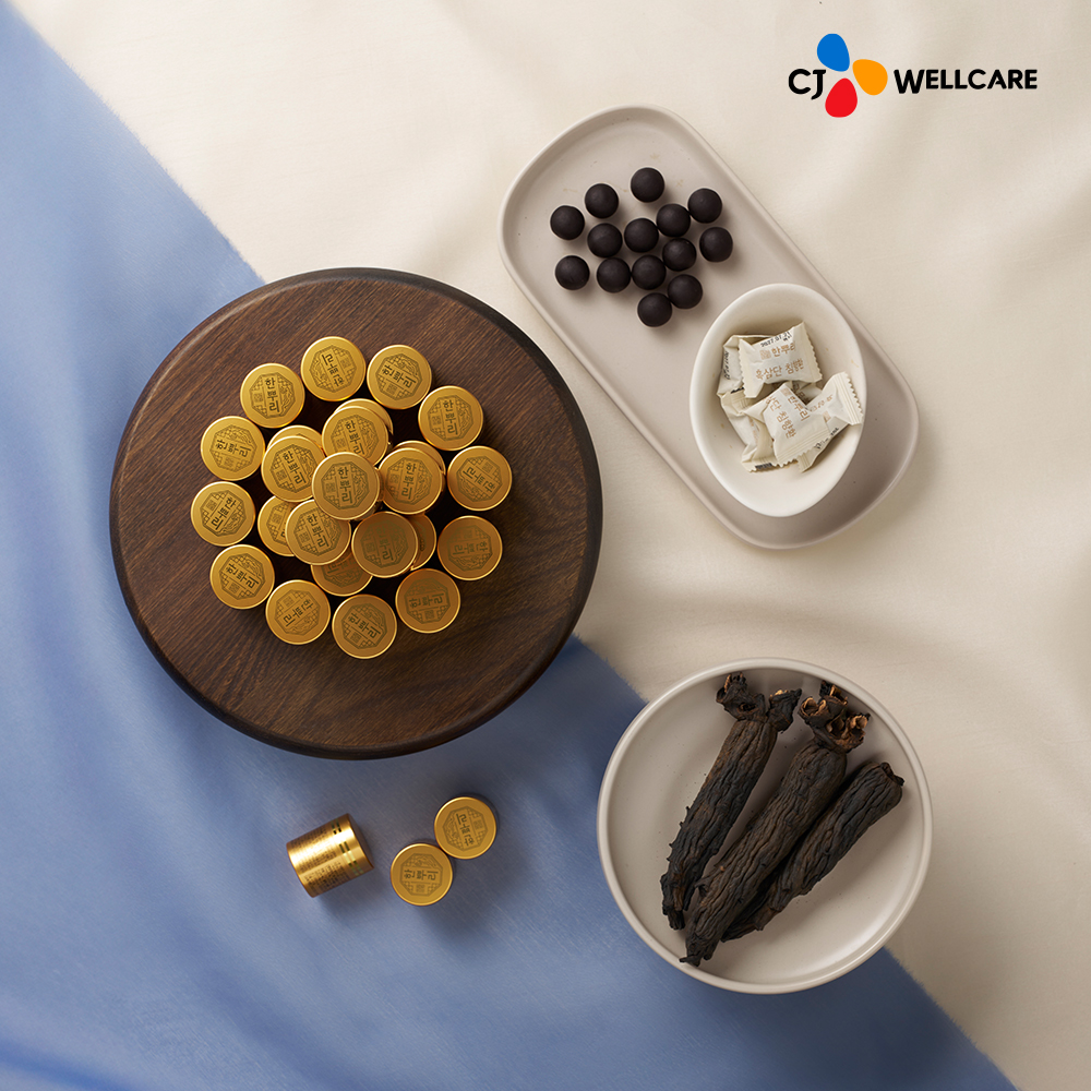 CJ 한뿌리 흑삼단 침향환 활력 부모님 건강 선물세트[쇼핑백포함] 24환, 4개