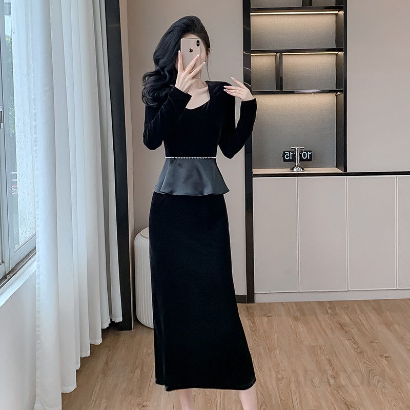 벨벳 슬림 긴팔 드레스 여성용 파티 촬영용 러플 스퀘어 칼라 엘레강스 스타일 결혼식 피로연 연주복 고급스러운 디자인 - 상세 이미지 4