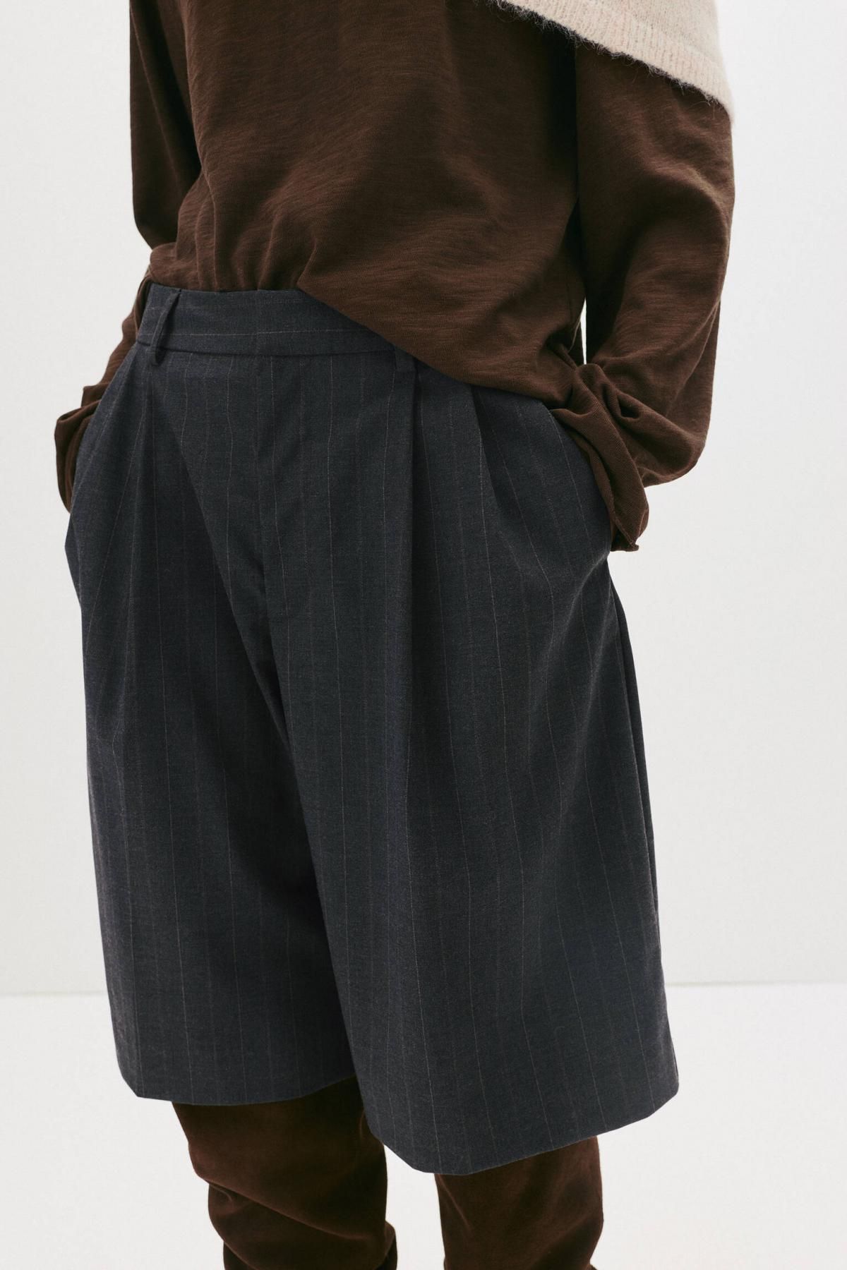풀앤베어 핀스트라이프 테일러드 버뮤다 반바지 7696/345 ANTHRACITE GREY - 상세 이미지 4
