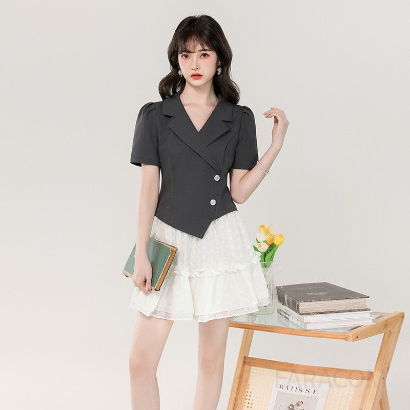 여성 여름 정장 투피스세트 반팔 자켓 화이트 레이스 스커트 컬리지 스타일 오피스룩 데일리 하객룩 캐주얼 코디용 시원한 착용감 모던한 디자인 - 상세 이미지 2