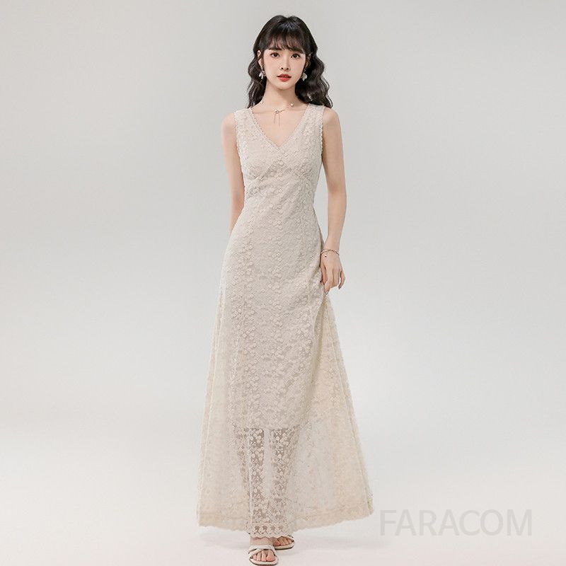 여름 여성 롱 드레스 우아한 V넥 레이스 에지 슬림핏 비치웨어 바캉스룩 휴양지룩 스타일 데일리 원피스 편안한 착용감 휴가 필수 아이템 - 상세 이미지 4