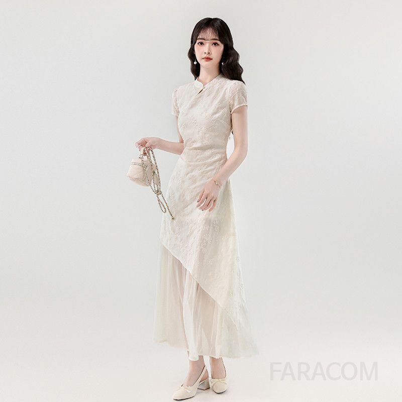 여름 여성 롱드레스 부드럽고 우아한 자수 디테일 살구색 불규칙 디자인 바캉스룩 휴양지룩 여성스러운 스타일의 여름원피스 - 상세 이미지 3