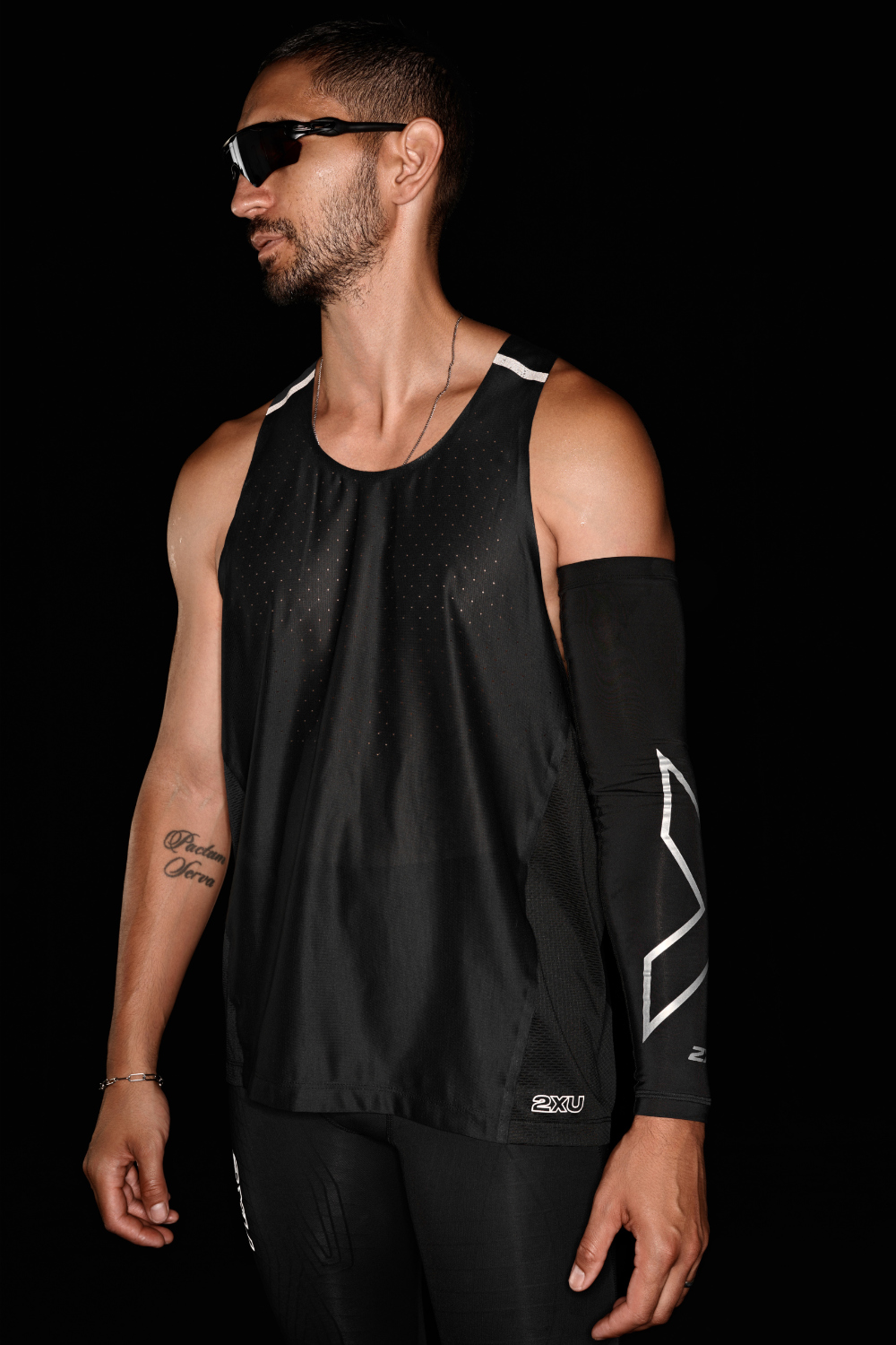 2XU 암슬리브 팔토시 컴프레션 암가드 싱글 UA3196ABLK-SIL 이미지 7