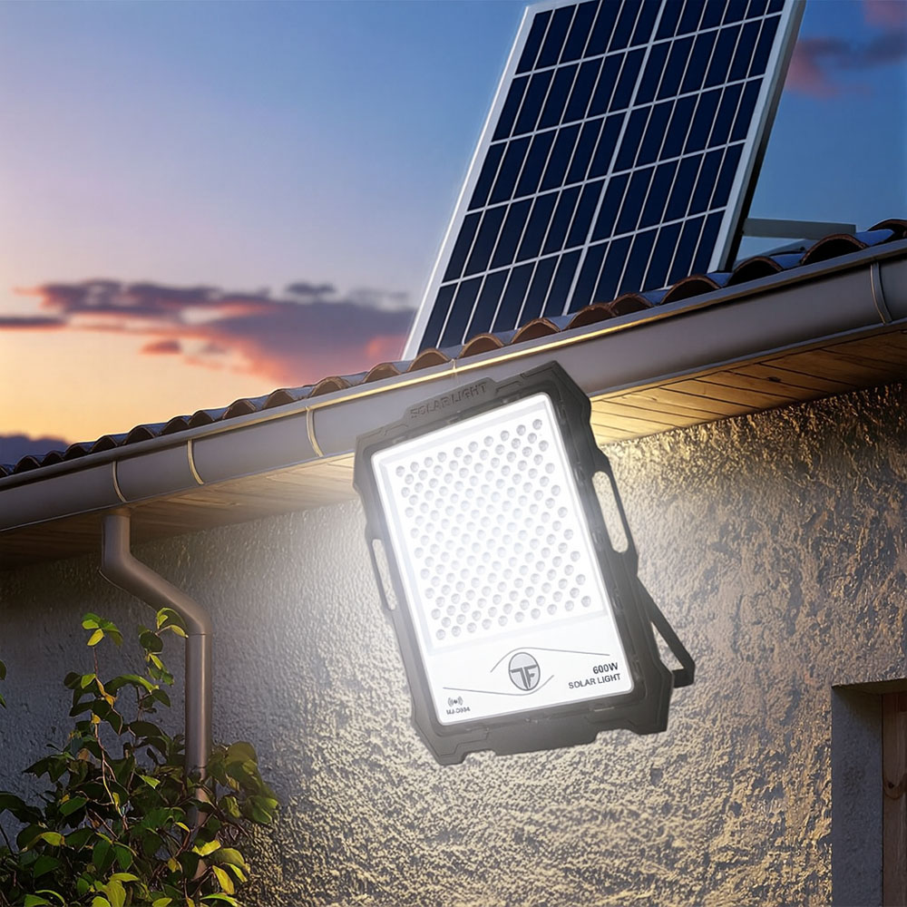 탑라이텍 태양광 투광등 태양열 가로등 LED 조명 600W - 상품 이미지