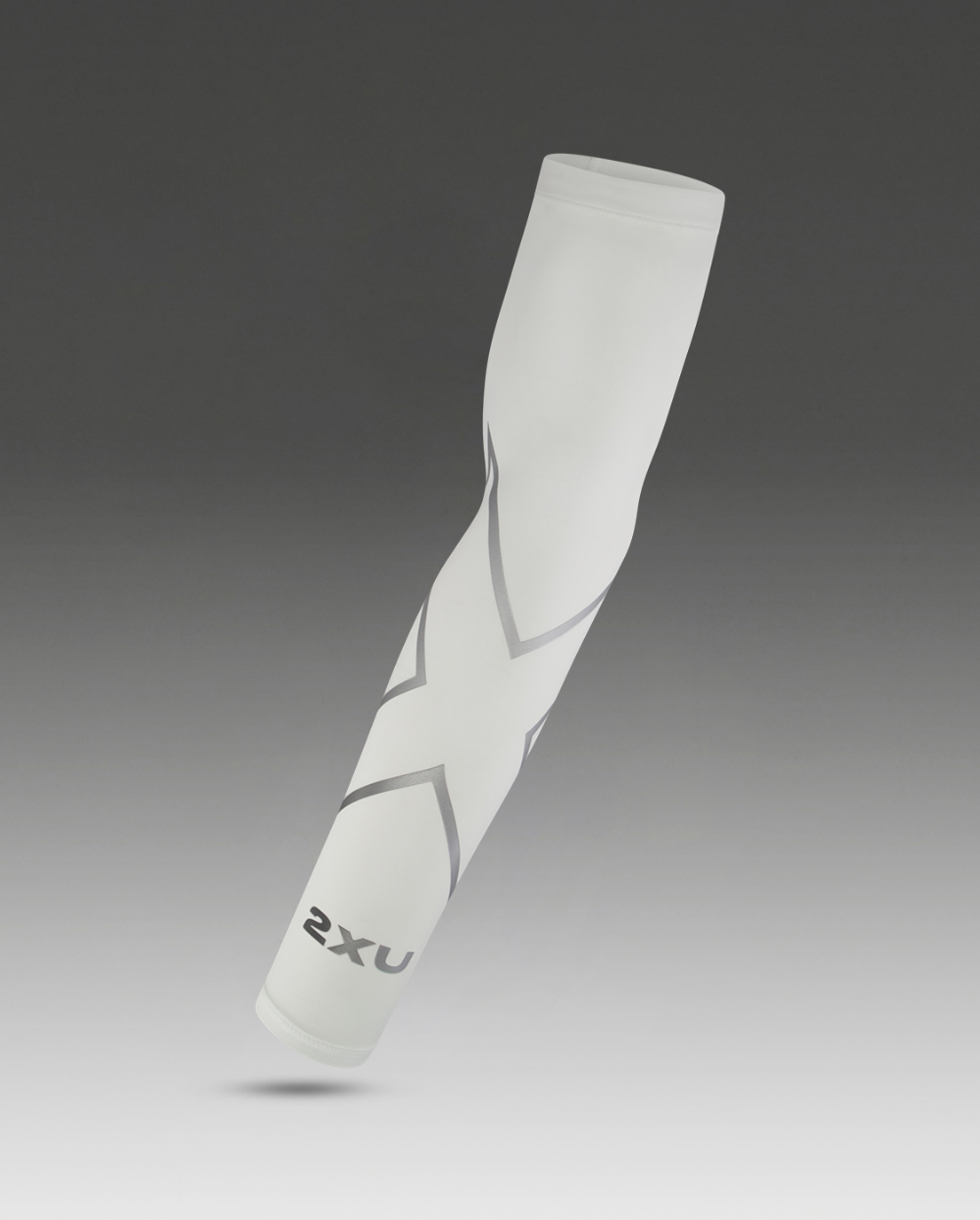 2XU 암슬리브 팔토시 컴프레션 암가드 싱글 UA3196AWHT-SIL - 상세 이미지 2