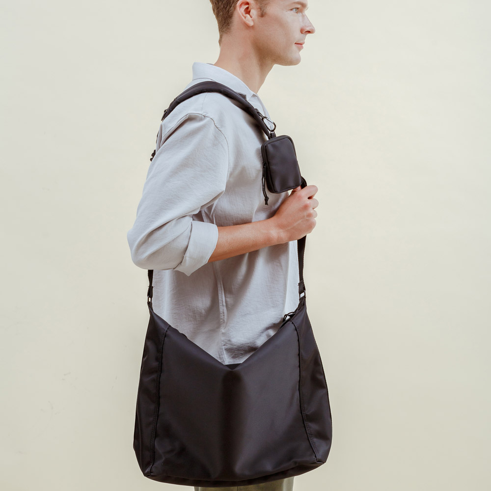 PEEPS Vibe messenger bag(Black) 남자 유스메신저백 - 상세 이미지 2