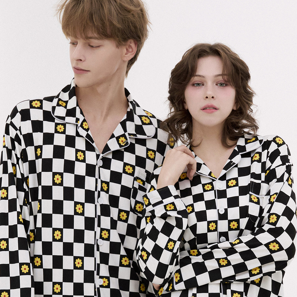 [도씨][2PACK]소프킨 플라워체커 긴팔 카라 커플 잠옷 세트 홈웨어 제품 이미지
